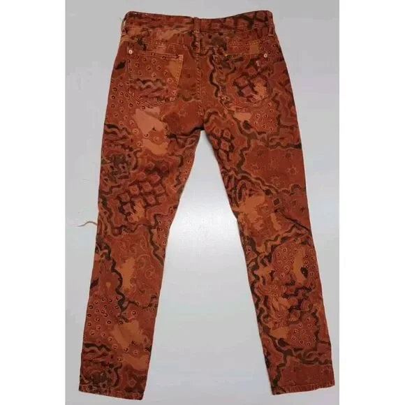 Pilcro Anthropologie The Slim Boyfriend Jeans Orange Motif Distressed Sz 26 - Picture 1 of 4